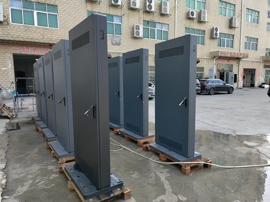 55inch IP65 Waterproof Outdoor Advertising Monitor LCD Totem Kiosk With Free CMS