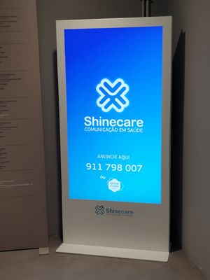 280W 55" Tactile Interactive Totem Kiosk Floor Standing 4020x2160